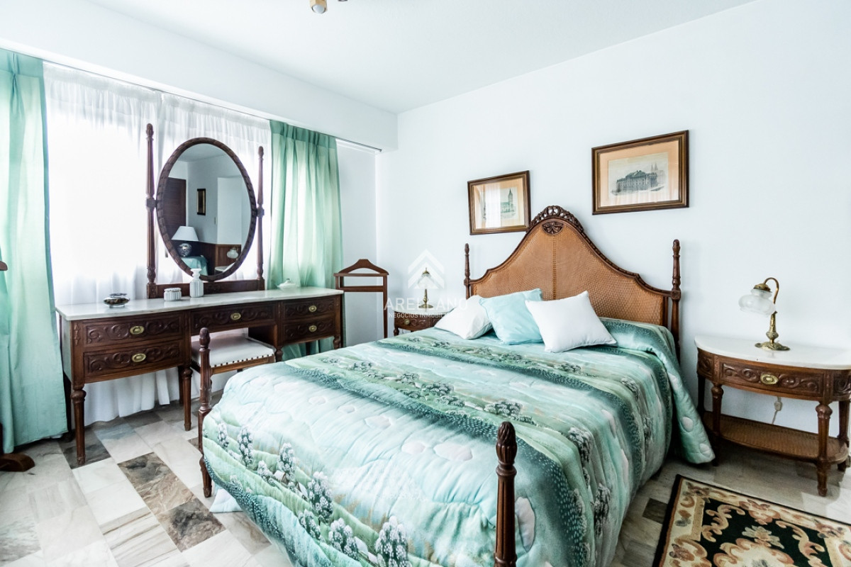 Apartamento ID.5569 - Apartamento 3 dormitorios mas dependencia. Roosevelt Center Torre A. Vista despejada a Roosevelt. Amueblado