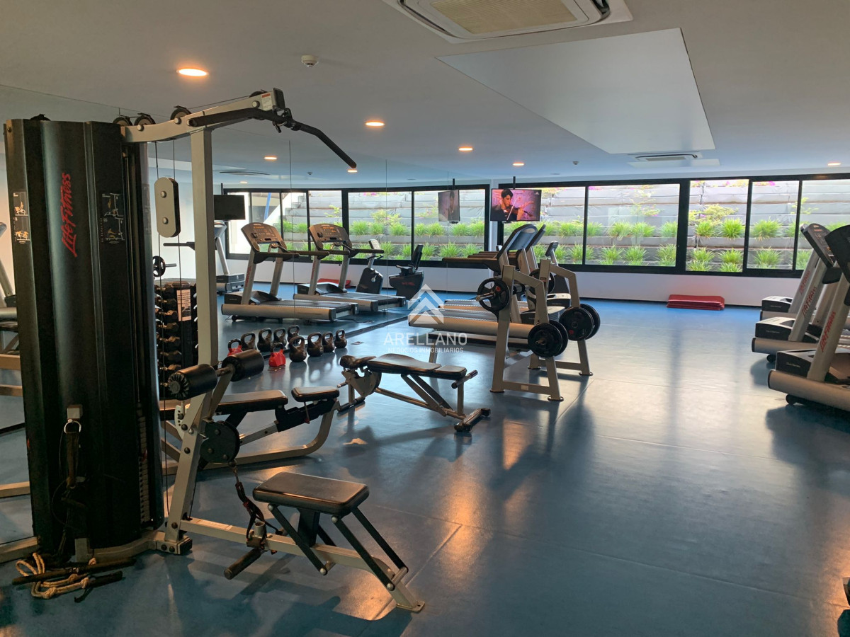 Apartamento ID.5569 - Apartamento 3 dormitorios mas dependencia. Roosevelt Center Torre A. Vista despejada a Roosevelt. Amueblado