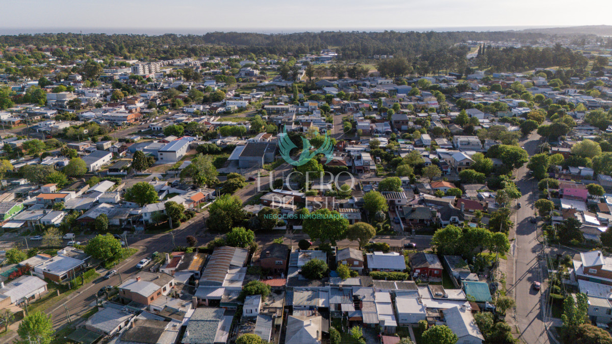 Casa ID.1758 - Casa de 2 dorm y 2 baños en venta en Maldonado. Barrio San Francisco