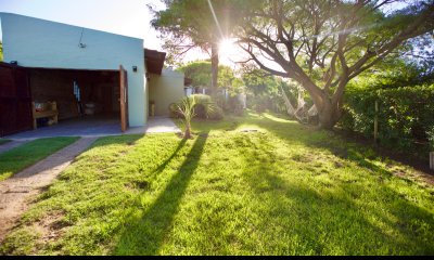 Casa de 3 dormitorios en 2 plantas en venta en Pinares.
