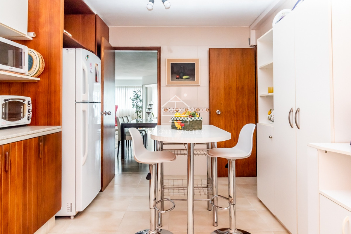 Apartamento ID.1116 - Apto en venta de 4 dormitorios y 3 baños. Pda 10 Playa Mansa