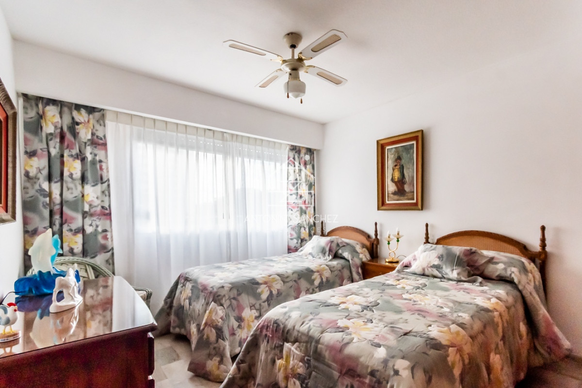 Apartamento ID.1116 - Apto en venta de 4 dormitorios y 3 baños. Pda 10 Playa Mansa