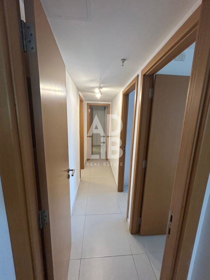 Apartamento ID.770 - Alquiler anual apto de 3 dormitorios en piso alto en Roosevelt.
