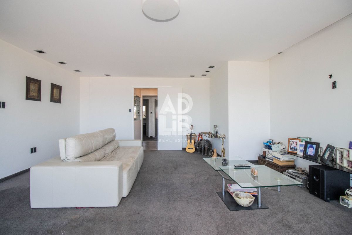Apartamento ID.594 - VENTA APARTAMENTO RAMBLA OHIGGINS