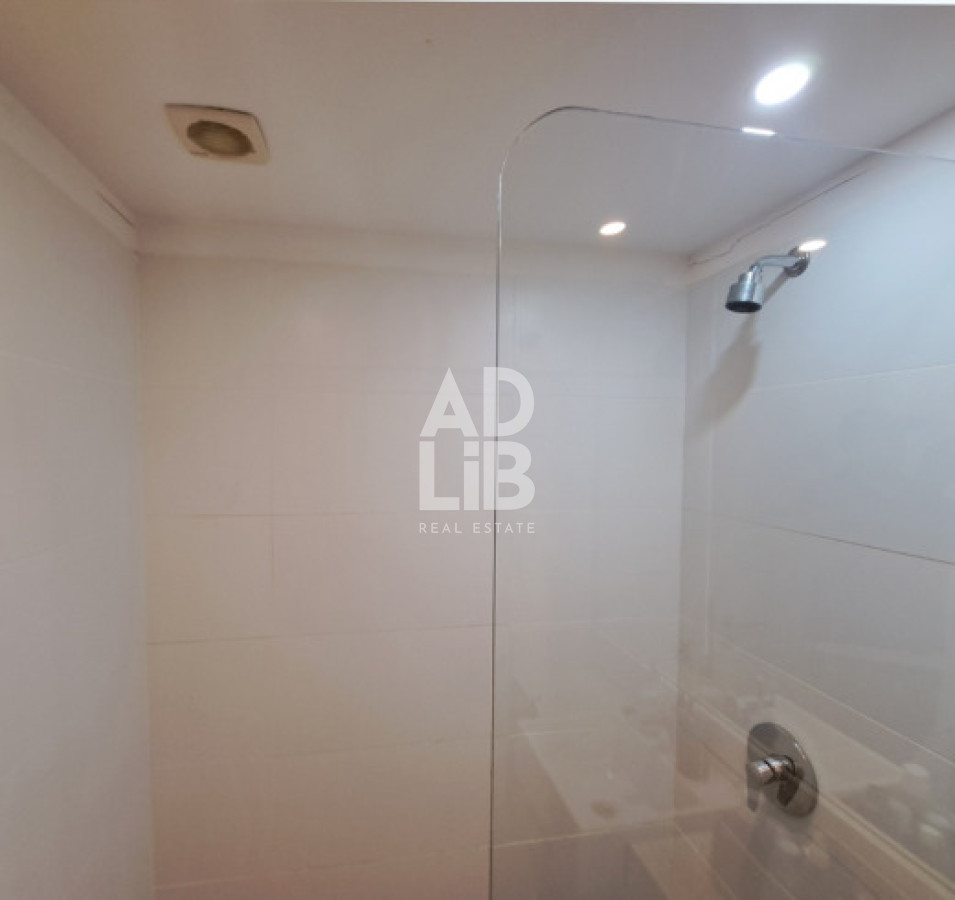 Apartamento ID.709 - Apto de 2 dormitorios en venta en edificio Horizonte con vista al mar. 