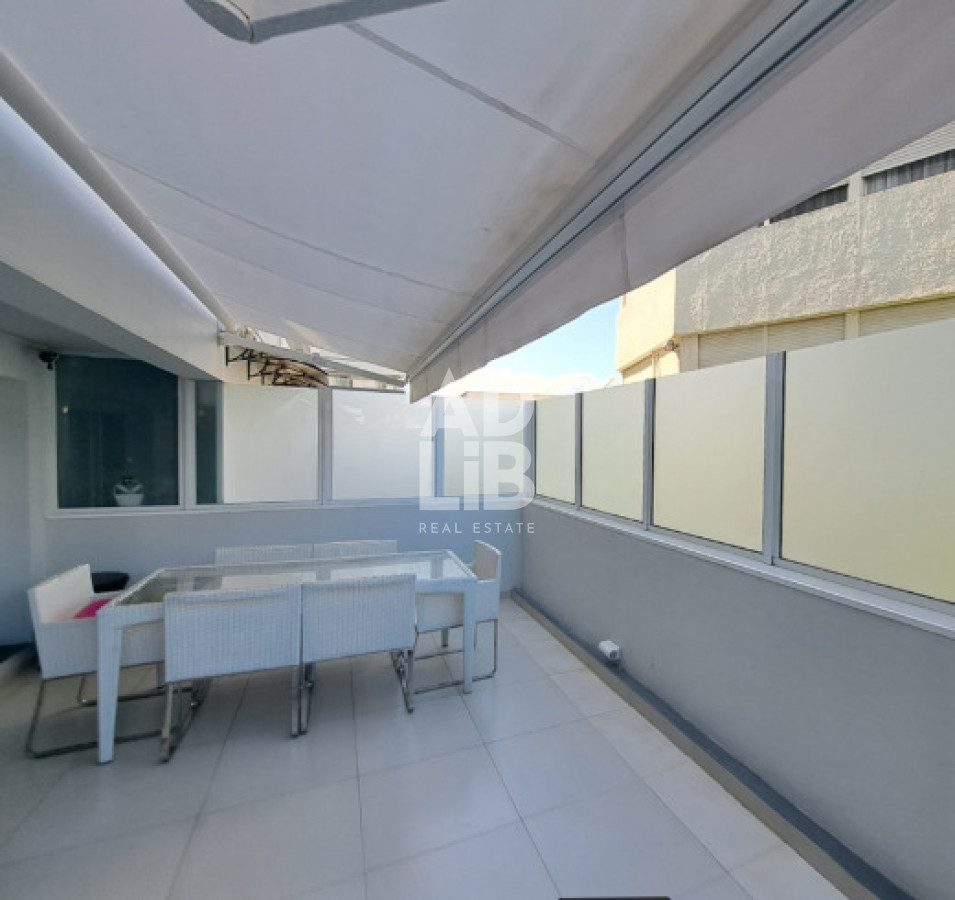 Apartamento ID.709 - Apto de 2 dormitorios en venta en edificio Horizonte con vista al mar. 