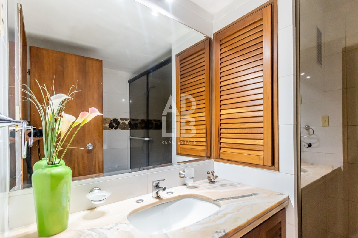 Apartamento ID.58 - Apto de 3 dorm + dependencia. Roosevelt Center Torre A. Vista despejada a Roosevelt. Amueblado