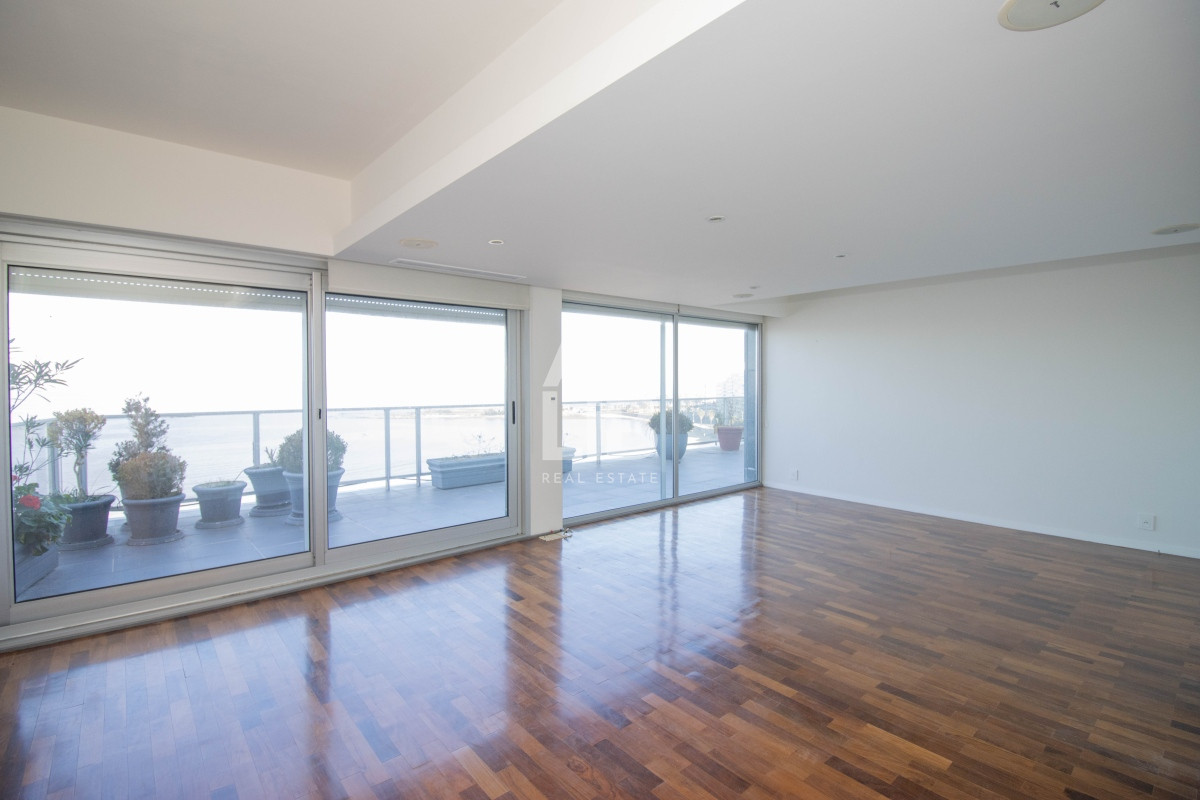 Apartamento ID.371 - VENTA PENTHOUSE EN POCITOS