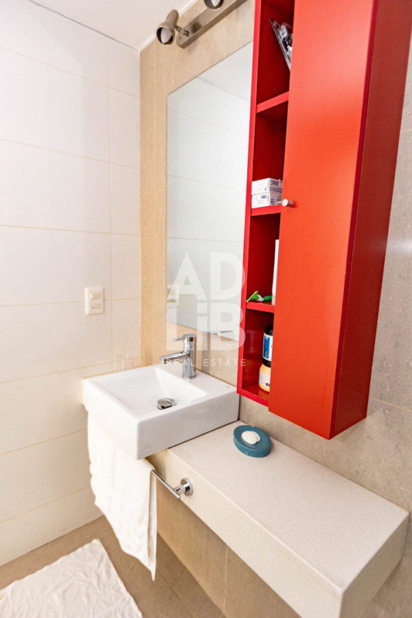 Apartamento ID.779 - Apto de 2 dorm y 2 baños en Edificio Tiziano