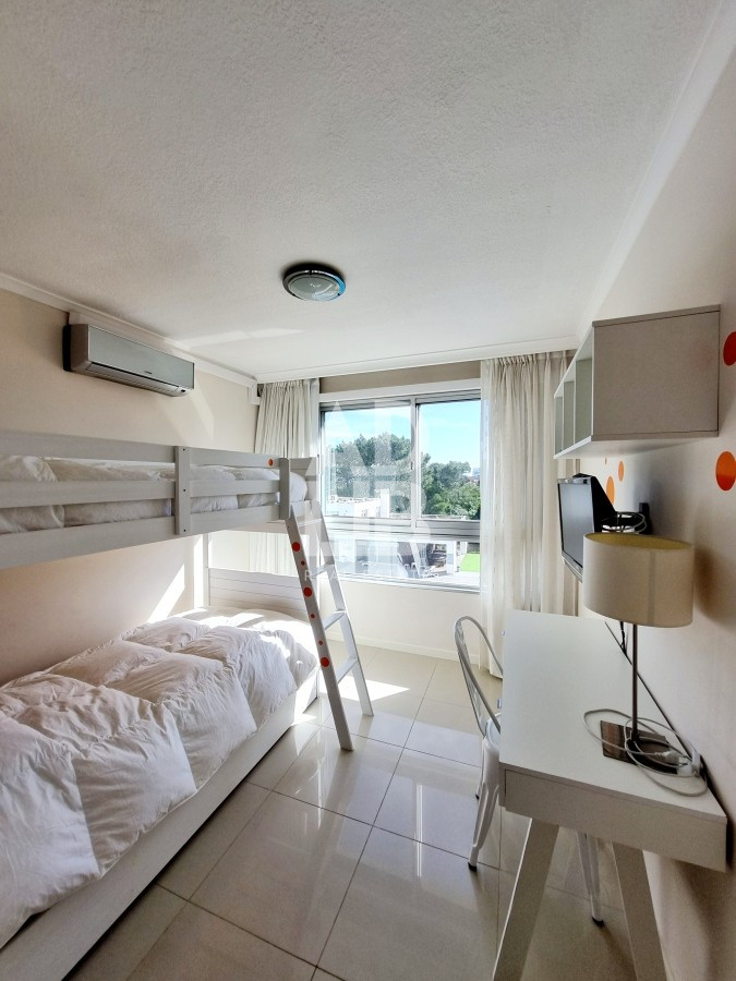 Apartamento ID.354 - Depto 3 dormiorios 3 baños en brava Punta del Este