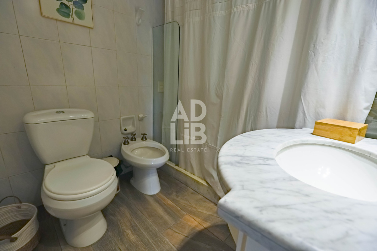 Apartamento ID.469 - Apto de 3 dormitorios unificado en edificio Long Beach! Piso alto con vista al mar