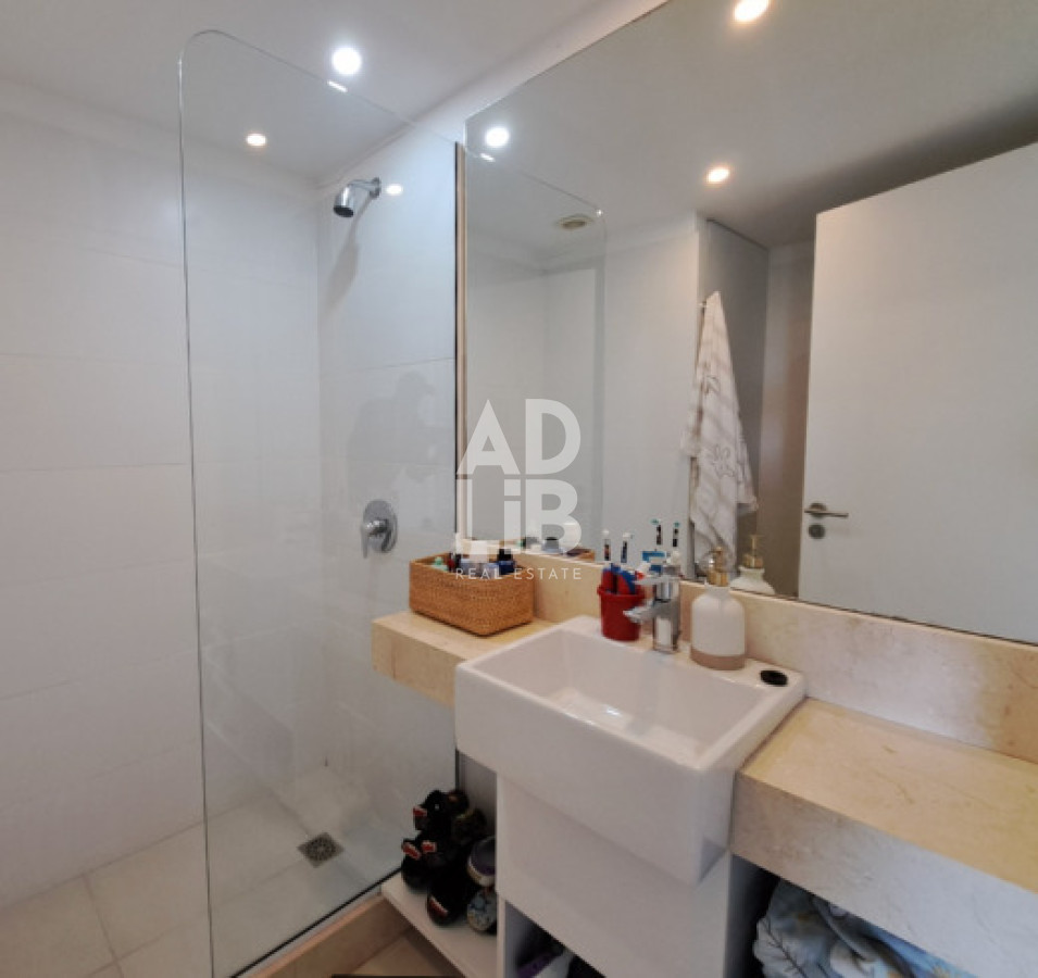 Apartamento ID.709 - Apto de 2 dormitorios en venta en edificio Horizonte con vista al mar. 