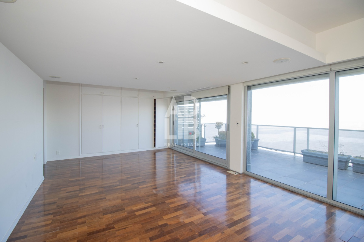 Apartamento ID.371 - VENTA PENTHOUSE EN POCITOS