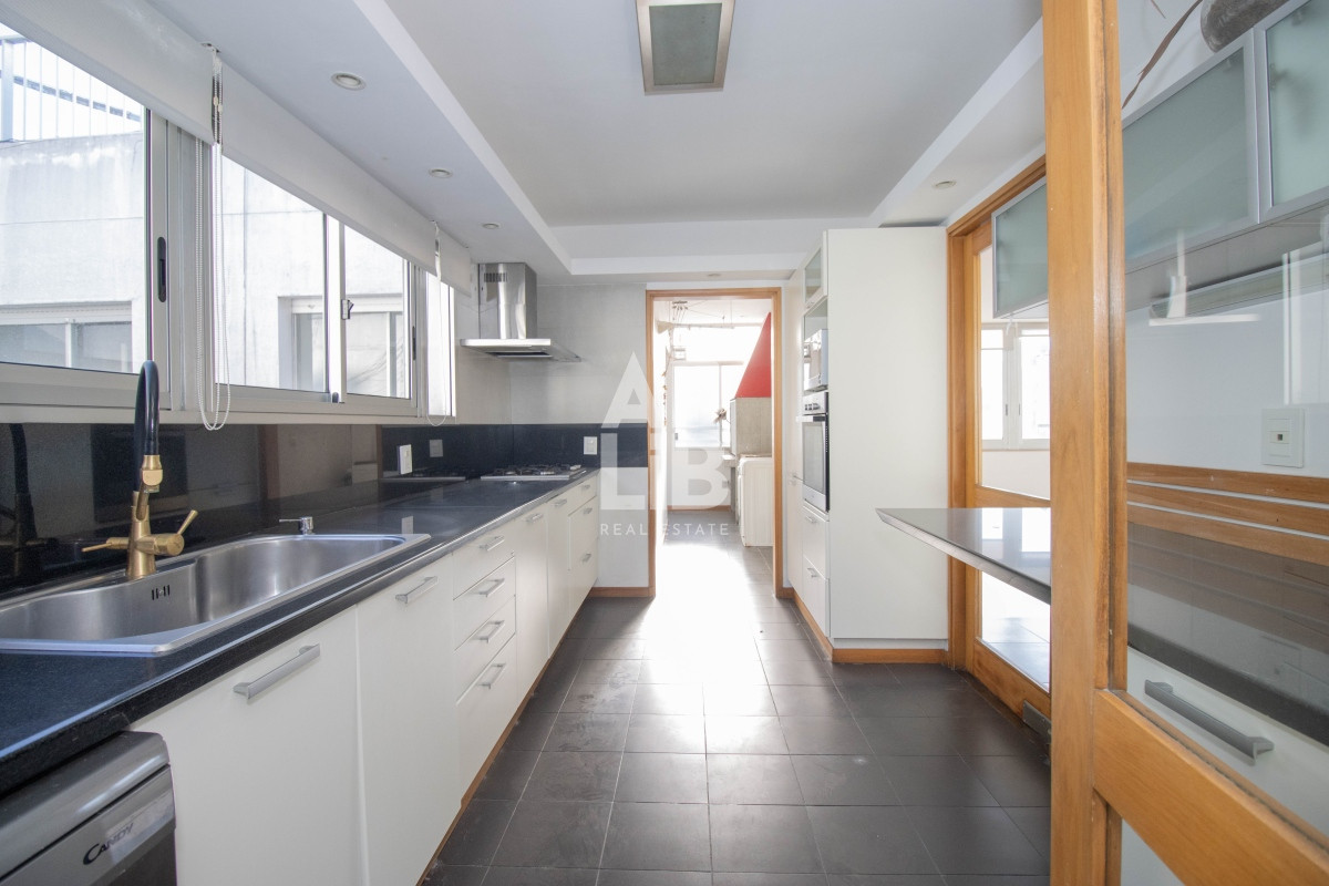 Apartamento ID.371 - VENTA PENTHOUSE EN POCITOS
