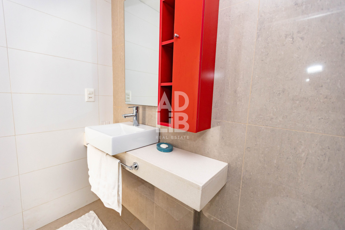 Apartamento ID.779 - Apto de 2 dorm y 2 baños en Edificio Tiziano