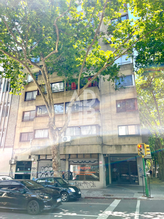 Apartamento ID.466 - VENTA CENTRO MONOAMBIENTE  CON RENTA