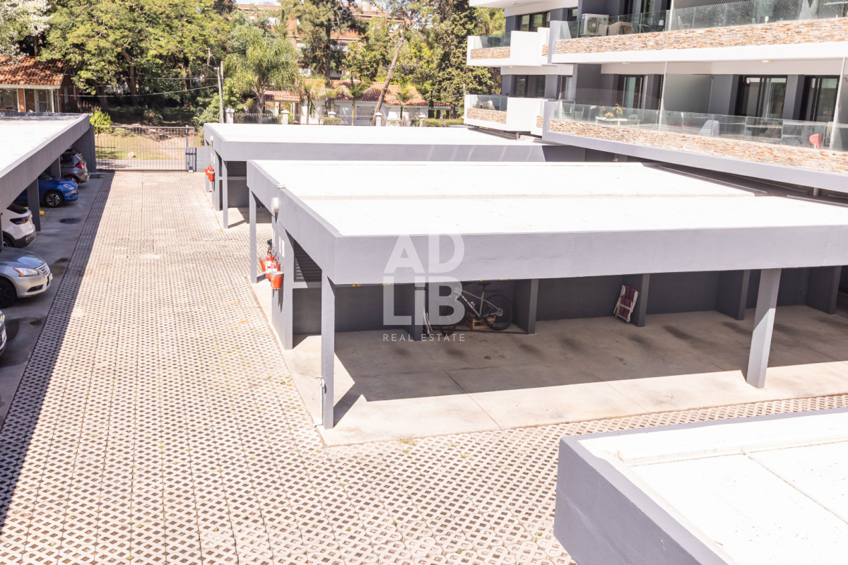 Apartamento ID.779 - Apto de 2 dorm y 2 baños en Edificio Tiziano