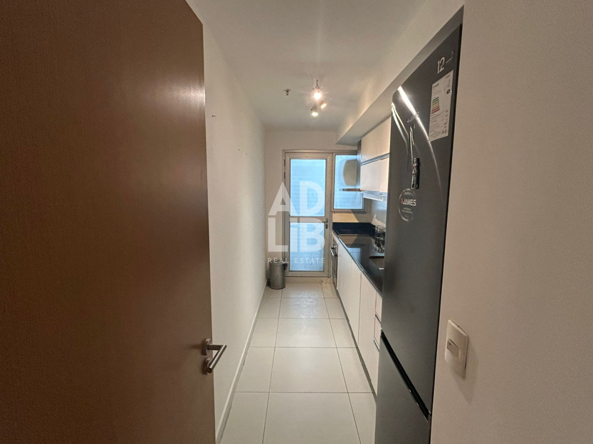 Apartamento ID.770 - Alquiler anual apto de 3 dormitorios en piso alto en Roosevelt.