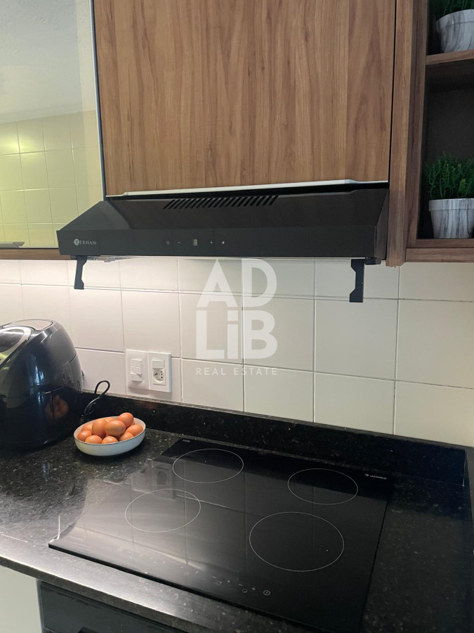 Apartamento ID.469 - Hermoso apto de 2 dorm y medio en venta Edificio Long Beach reciclado. Vista a Brava 
