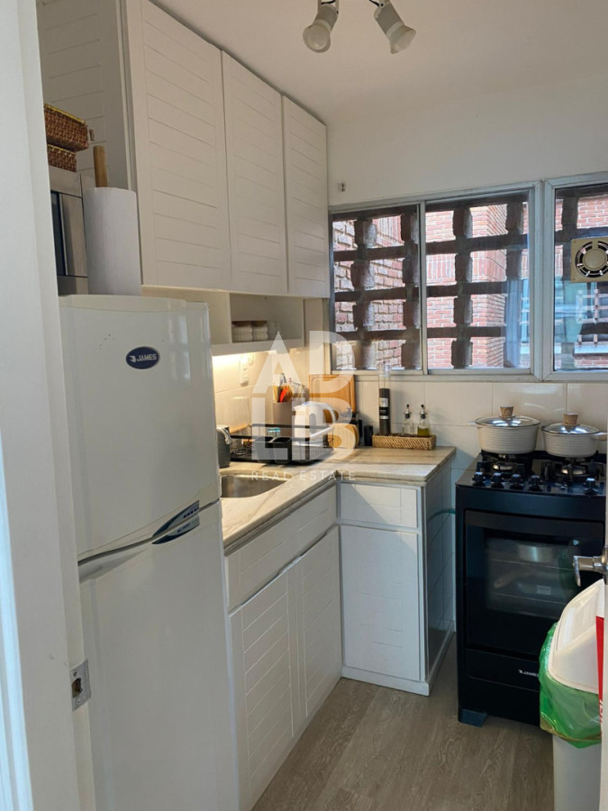 Apartamento ID.810 - Apto de 2 dorm en primera linea de Playa Brava. Edificio Arkontes