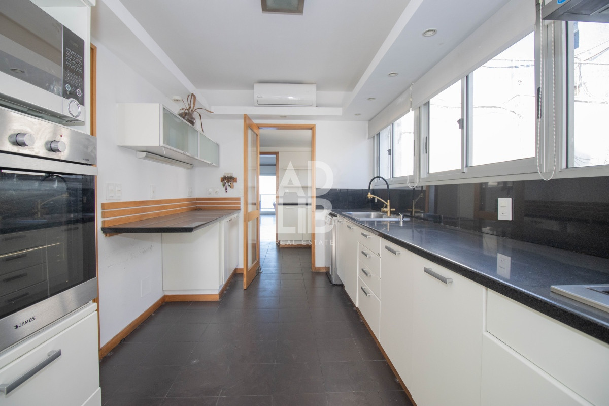 Apartamento ID.371 - VENTA PENTHOUSE EN POCITOS