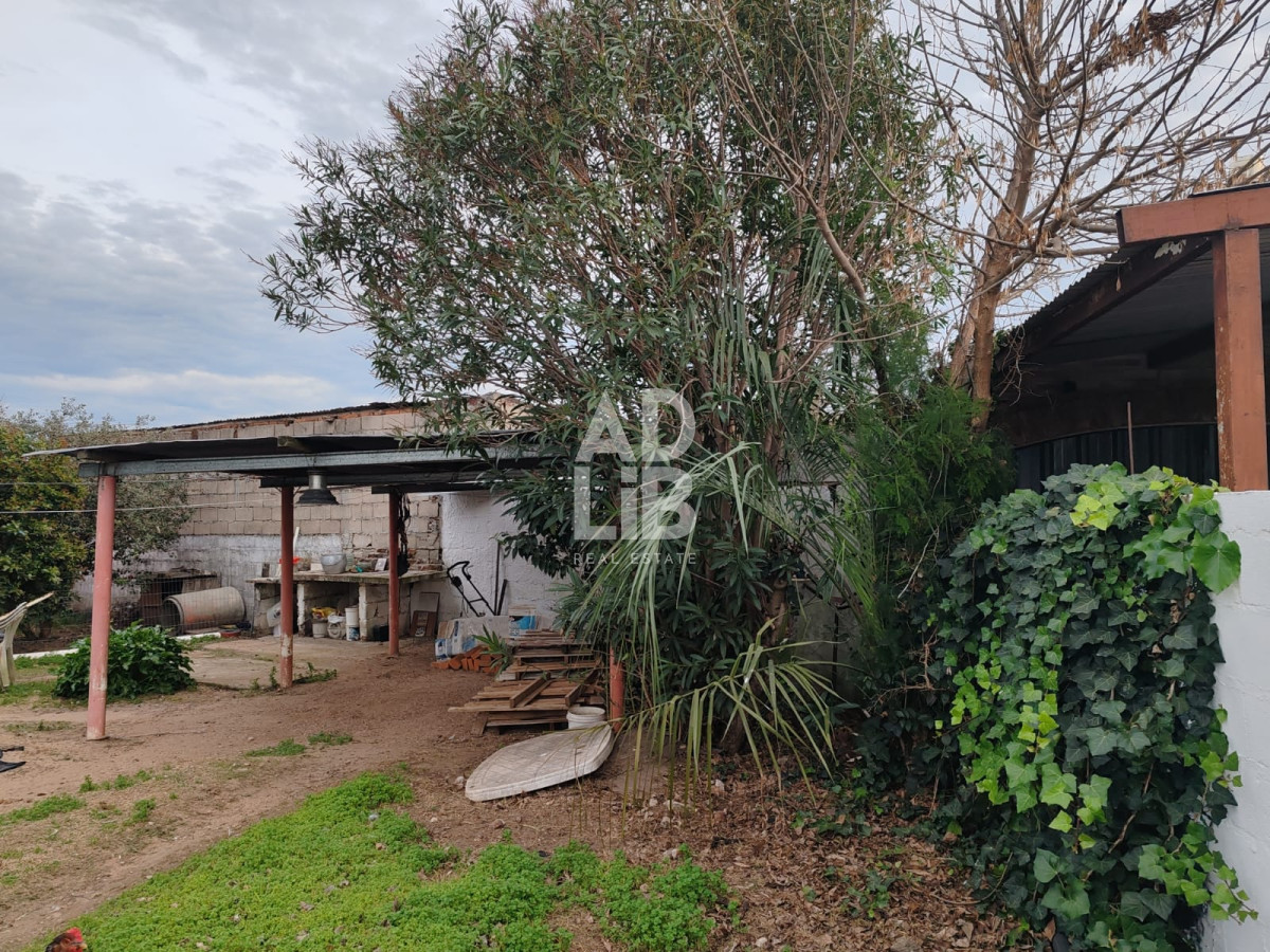 Casa ID.631 - Interesante casa de 2 dorm y 2 baños en venta en Barrio San Francisco - Maldonado. Renta o Vivienda permanente