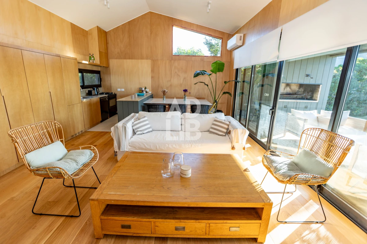 Casa ID.637 - Casa de diseño a 50 mts del mar en La Juanita