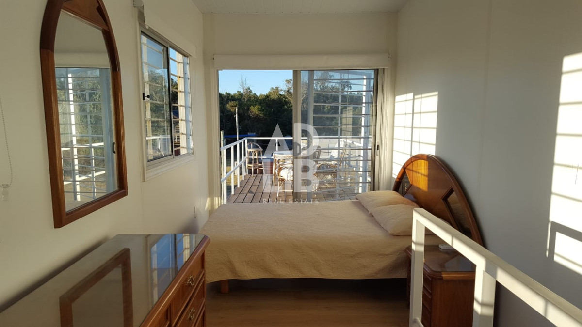 Casa ID.400 - Casa container con títulos en Sauce de Portezuelo con vista al Mar. 2 dormitorios