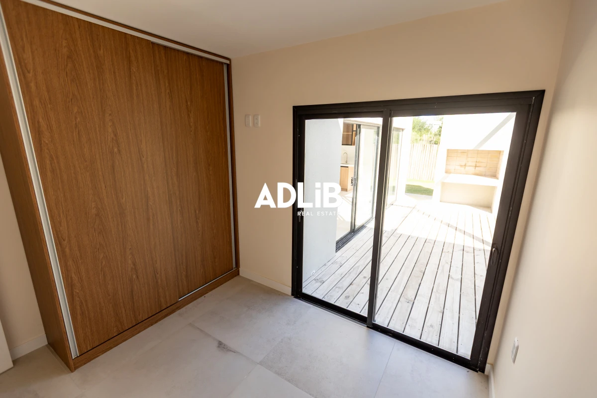 Casa ID.680 - Barrio cerrado en Barra Verde. Casas de 3 dormitorios a estrenar. a 700 mts de Playa de Montoya. 