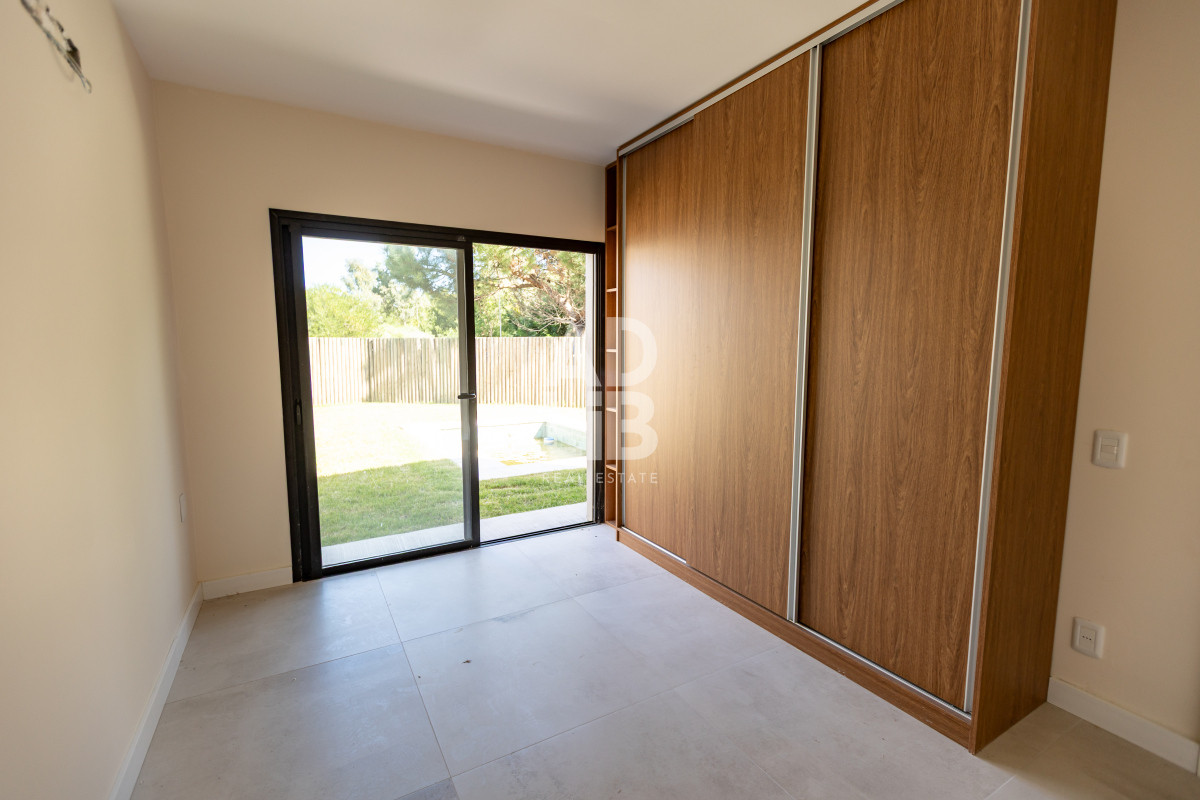 Casa ID.680 - Barrio cerrado en Barra Verde. Casas de 3 dormitorios a estrenar. a 700 mts de Playa de Montoya. 