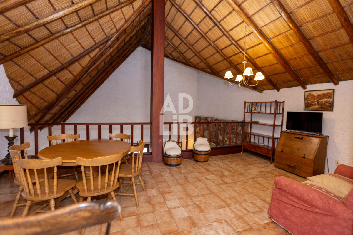 Casa ID.746 - Casa quincho de 3 dorm y 3 baños en alquiler anual en Pinares a 250 mts del mar