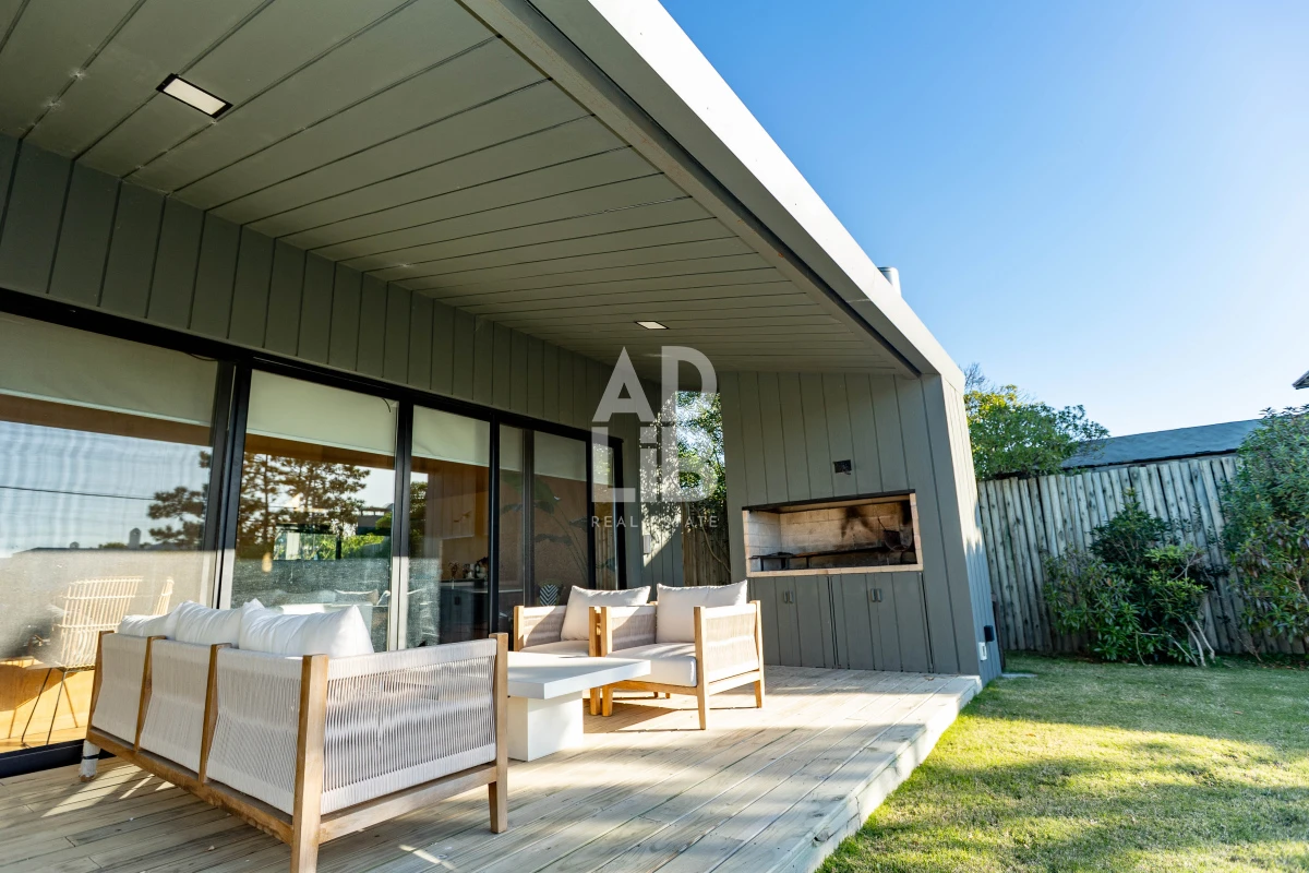 Casa ID.637 - Casa de diseño a 50 mts del mar en La Juanita