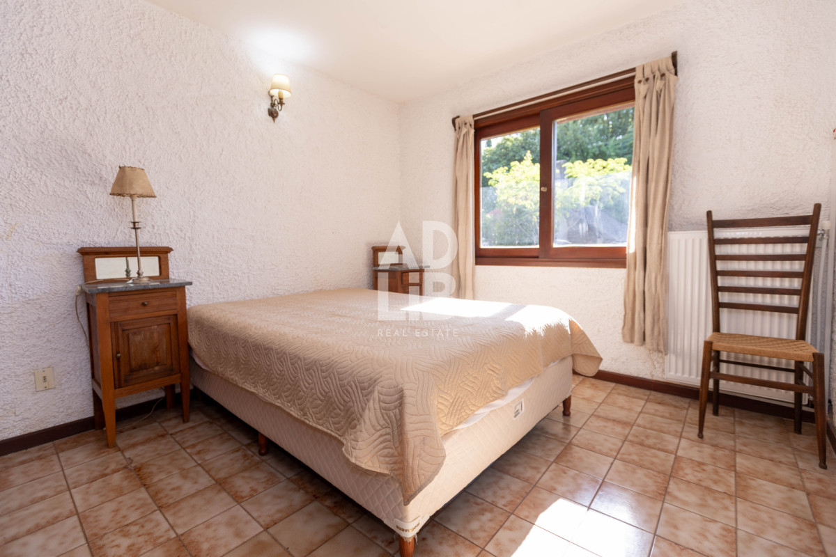 Casa ID.746 - Casa quincho de 3 dorm y 3 baños en alquiler anual en Pinares a 250 mts del mar