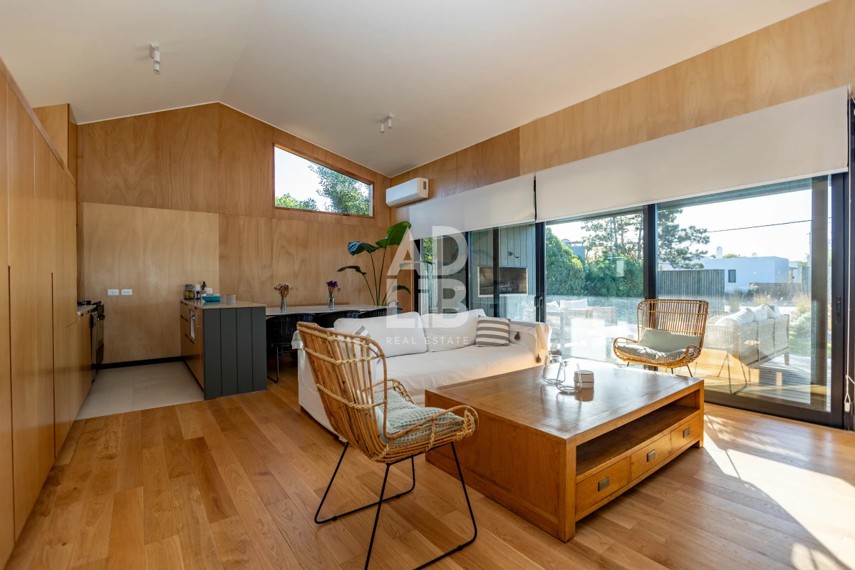 Casa ID.637 - Casa de diseño a 50 mts del mar en La Juanita