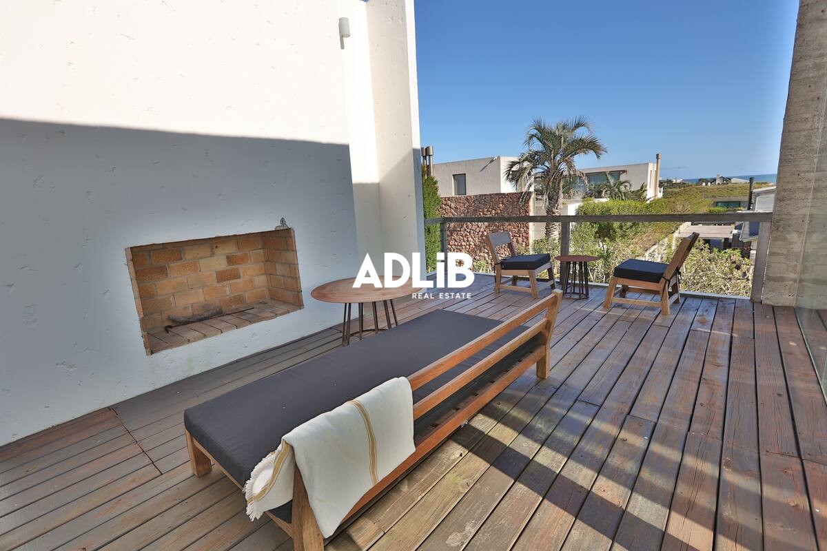 Casa ID.673 - Casa de diseño en alquiler temporal. 4 dormitorios en suite a 50 mts del mar