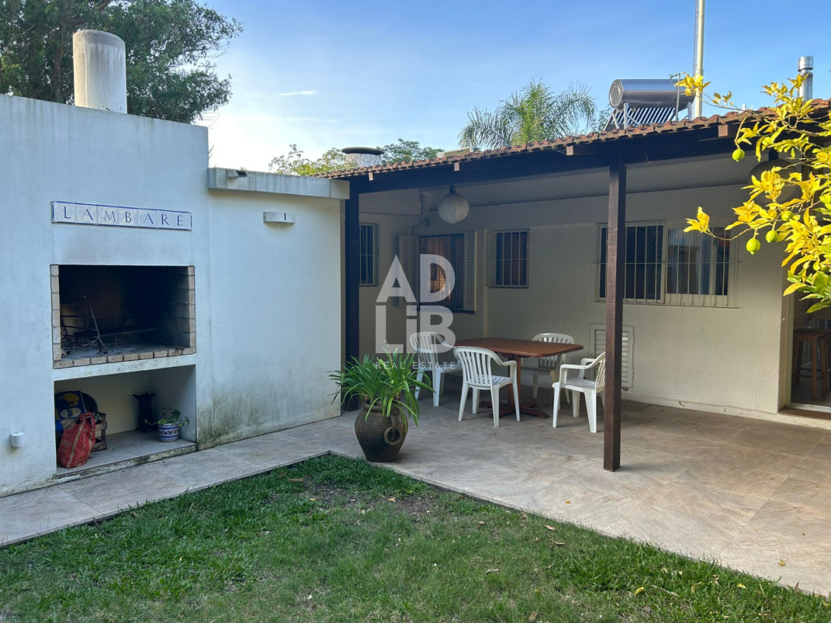 Casa ID.778 - Alquiler anual en San Rafael casa de 3 dorm + dependencia