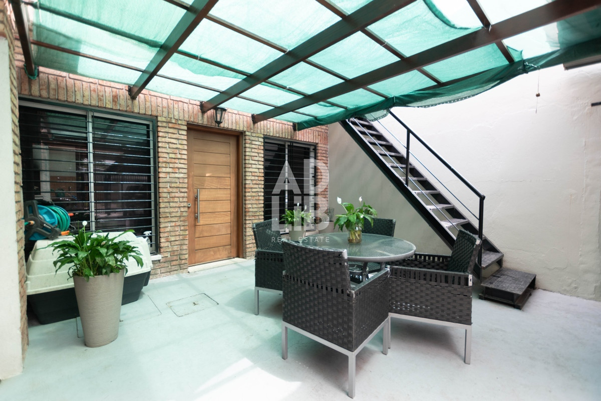 Casa ID.137 - VENTA CASA TRES DORMITORIOS FLOR DE MAROÑAS CON RENTA