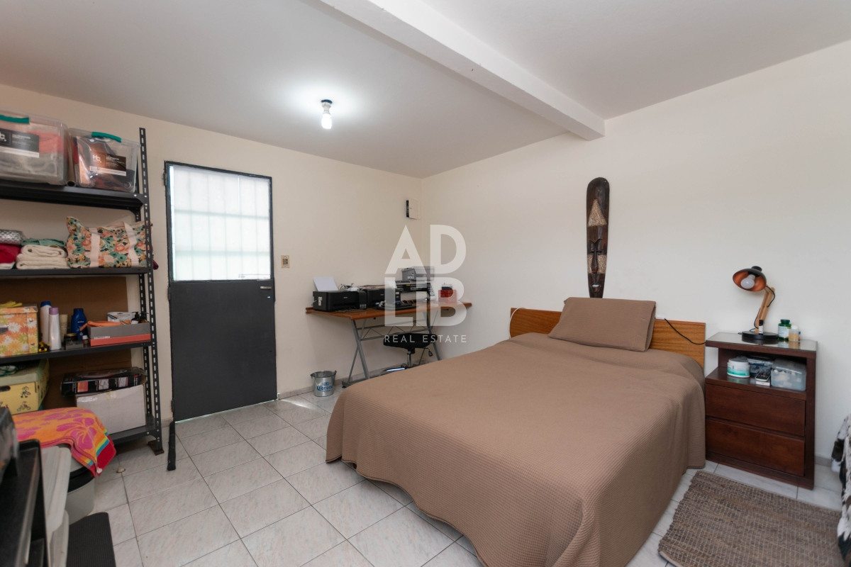 Casa ID.137 - VENTA CASA TRES DORMITORIOS FLOR DE MAROÑAS CON RENTA