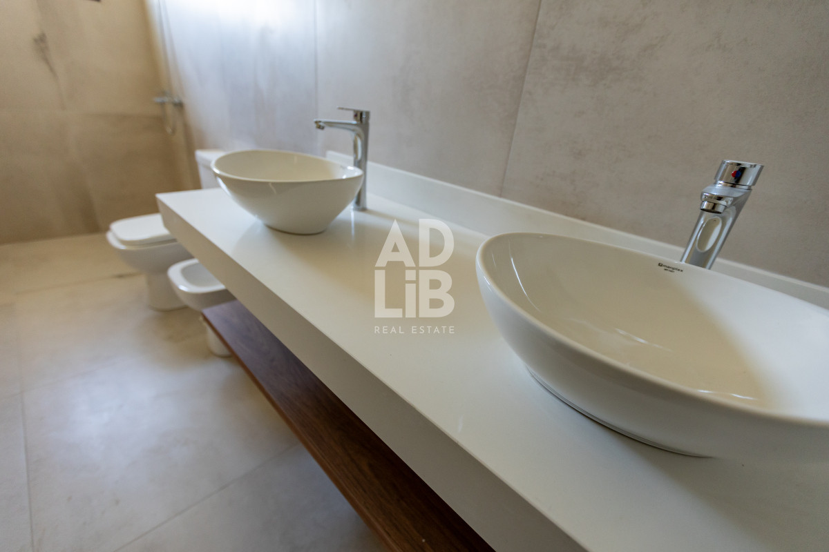 Casa ID.591 - Casas de 3 dormitorios y 2 baños en venta a estrenar en La Barra. Barrio Cerrado 