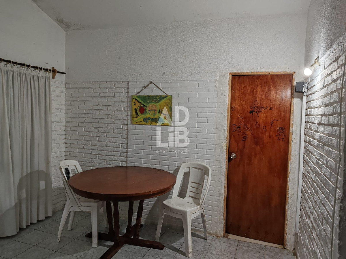 Casa ID.631 - Interesante casa de 2 dorm y 2 baños en venta en Barrio San Francisco - Maldonado. Renta o Vivienda permanente
