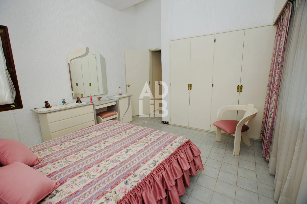 Casa ID.797 - Alquiler comercial 5 dorm y 5 baños. Zona Shopping Punta