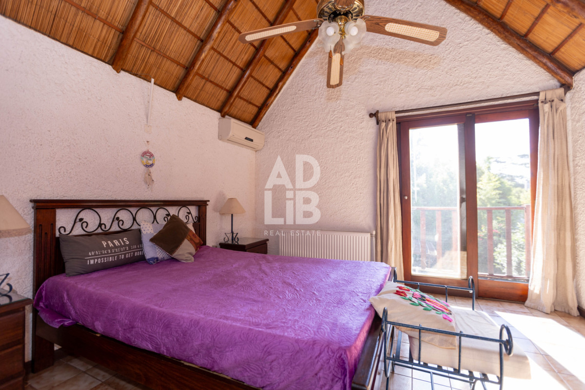 Casa ID.746 - Casa quincho de 3 dorm y 3 baños en alquiler anual en Pinares a 250 mts del mar