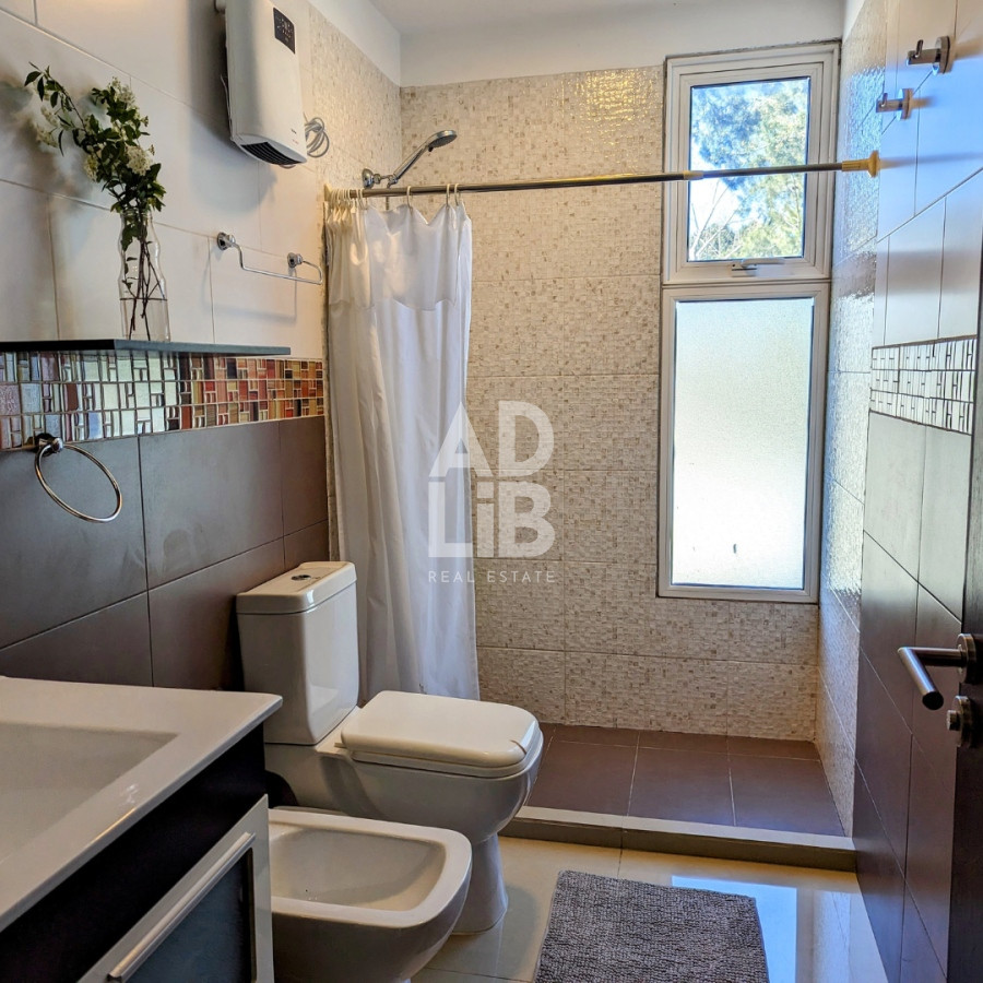 Casa ID.309 - Casa de 4 dormitorios en venta en el bosque de Burnett. 