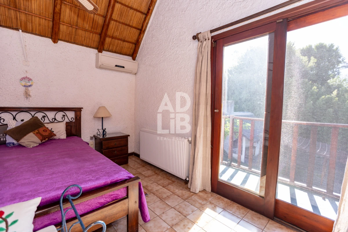 Casa ID.746 - Casa quincho de 3 dorm y 3 baños en alquiler anual en Pinares a 250 mts del mar