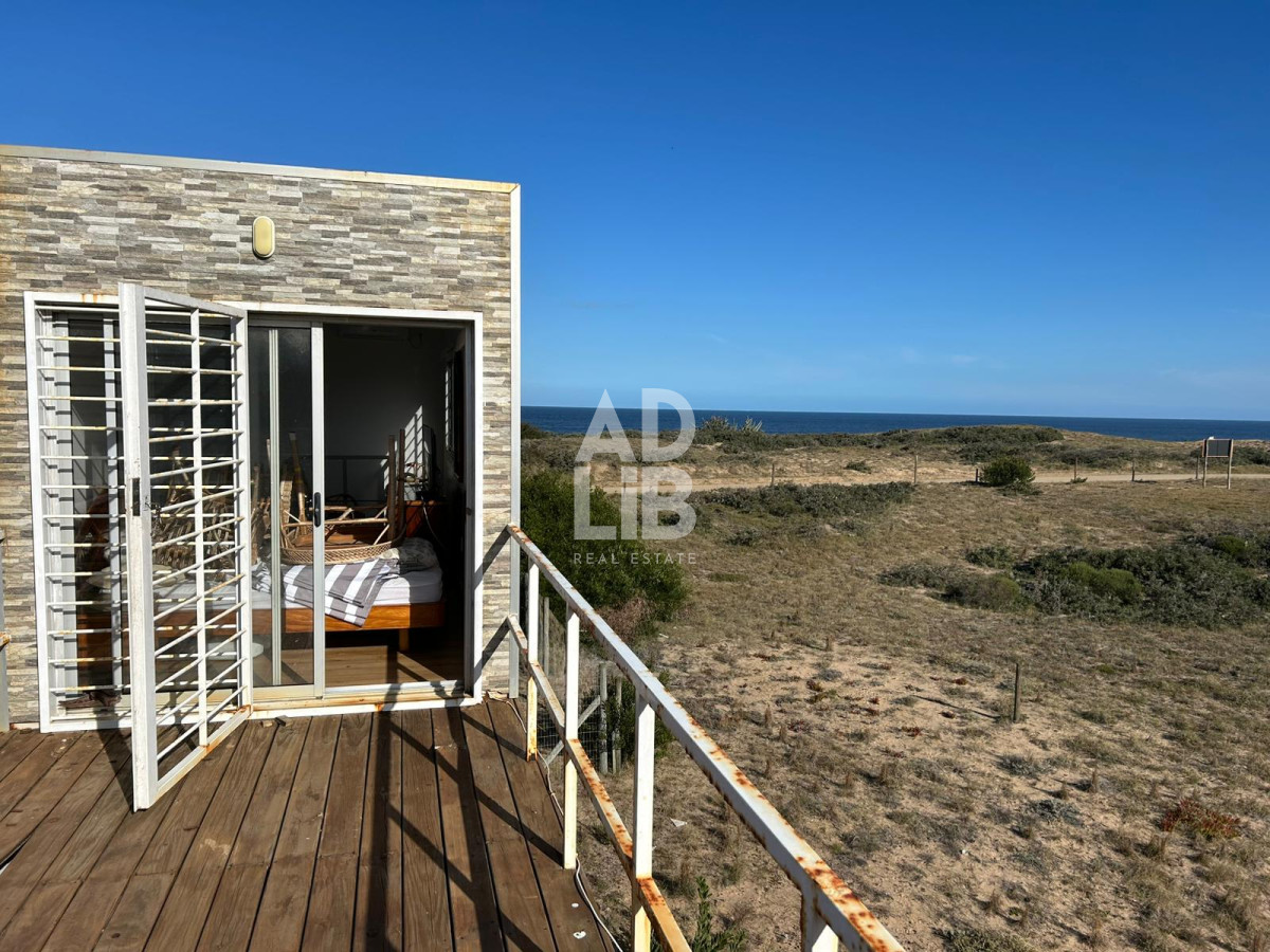 Casa ID.400 - Casa container con títulos en Sauce de Portezuelo con vista al Mar. 2 dormitorios