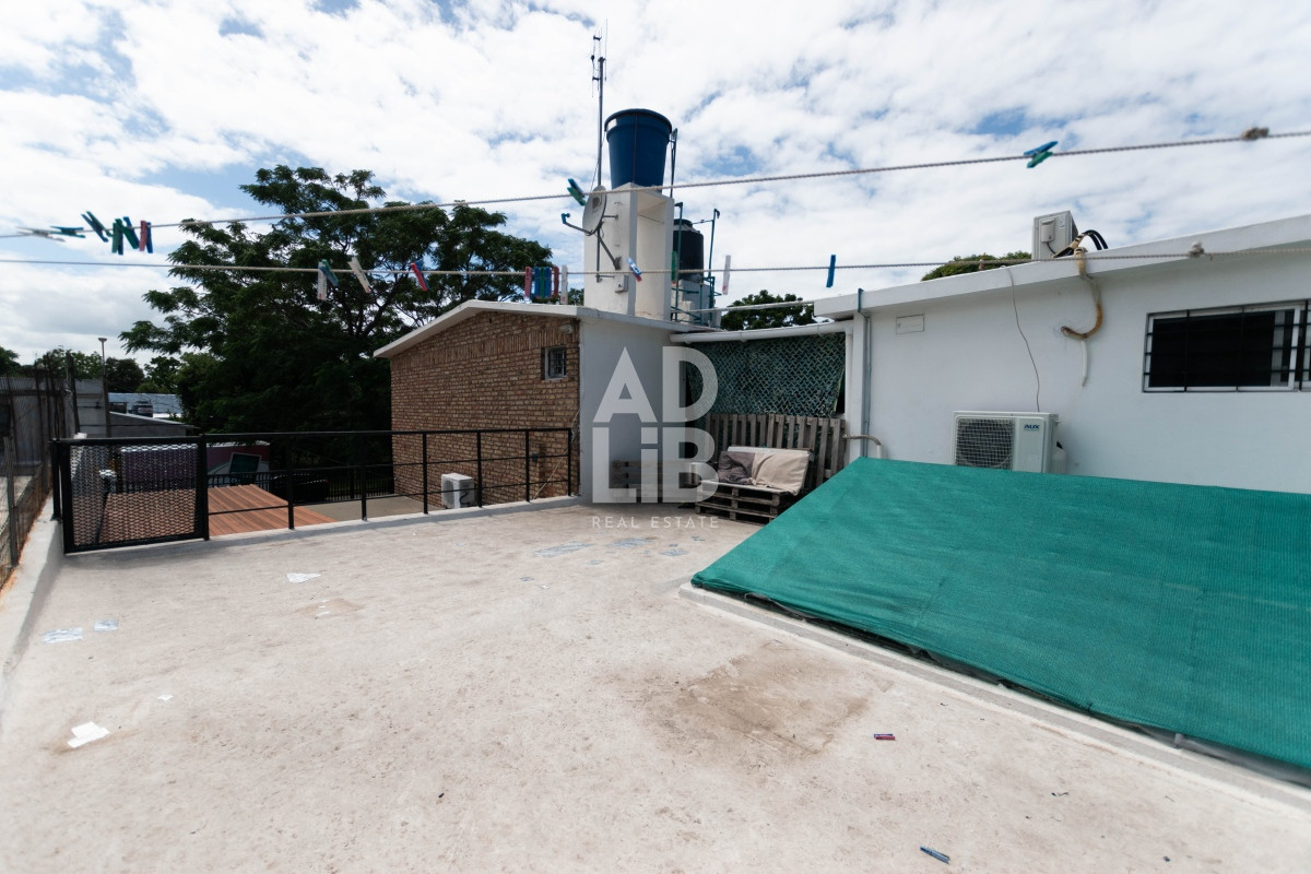 Casa ID.137 - VENTA CASA TRES DORMITORIOS FLOR DE MAROÑAS CON RENTA