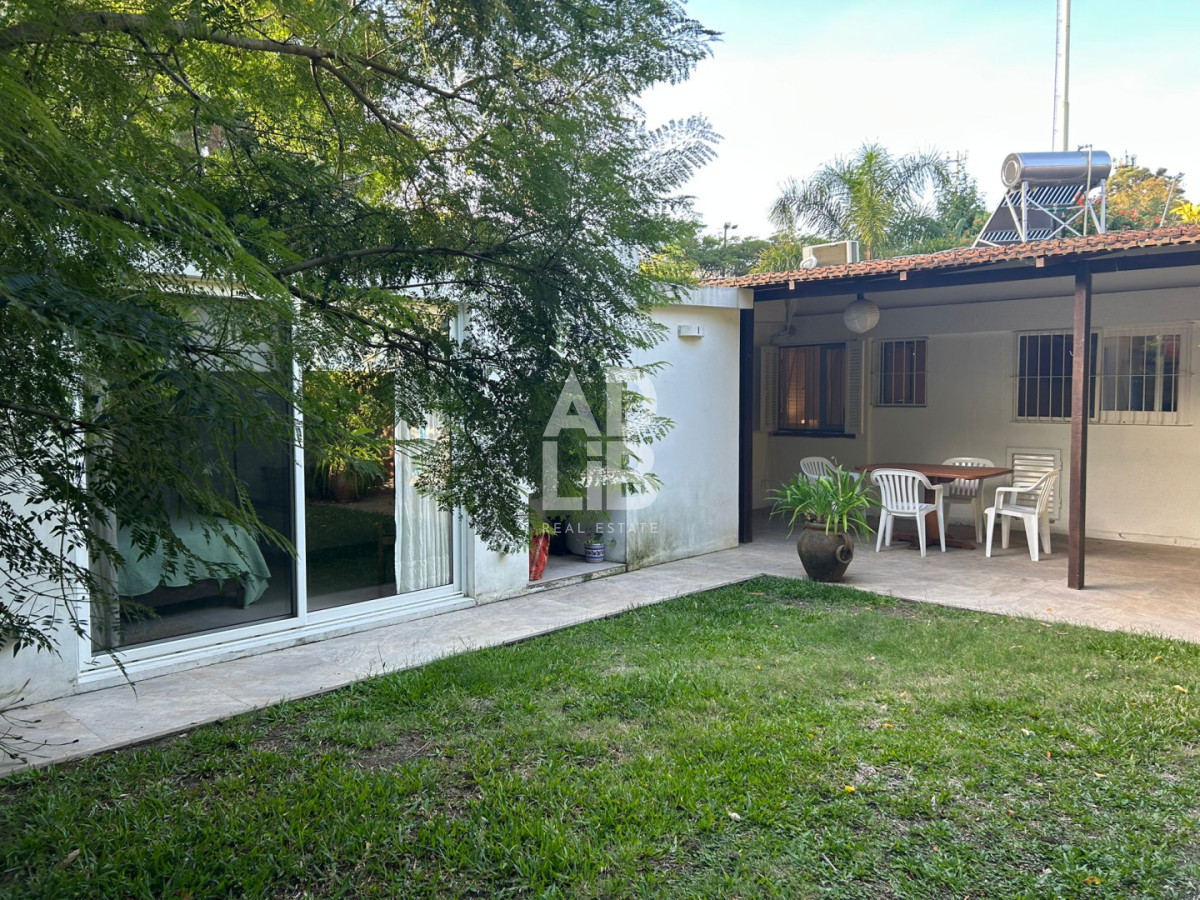 Casa ID.778 - Alquiler anual en San Rafael casa de 3 dorm + dependencia