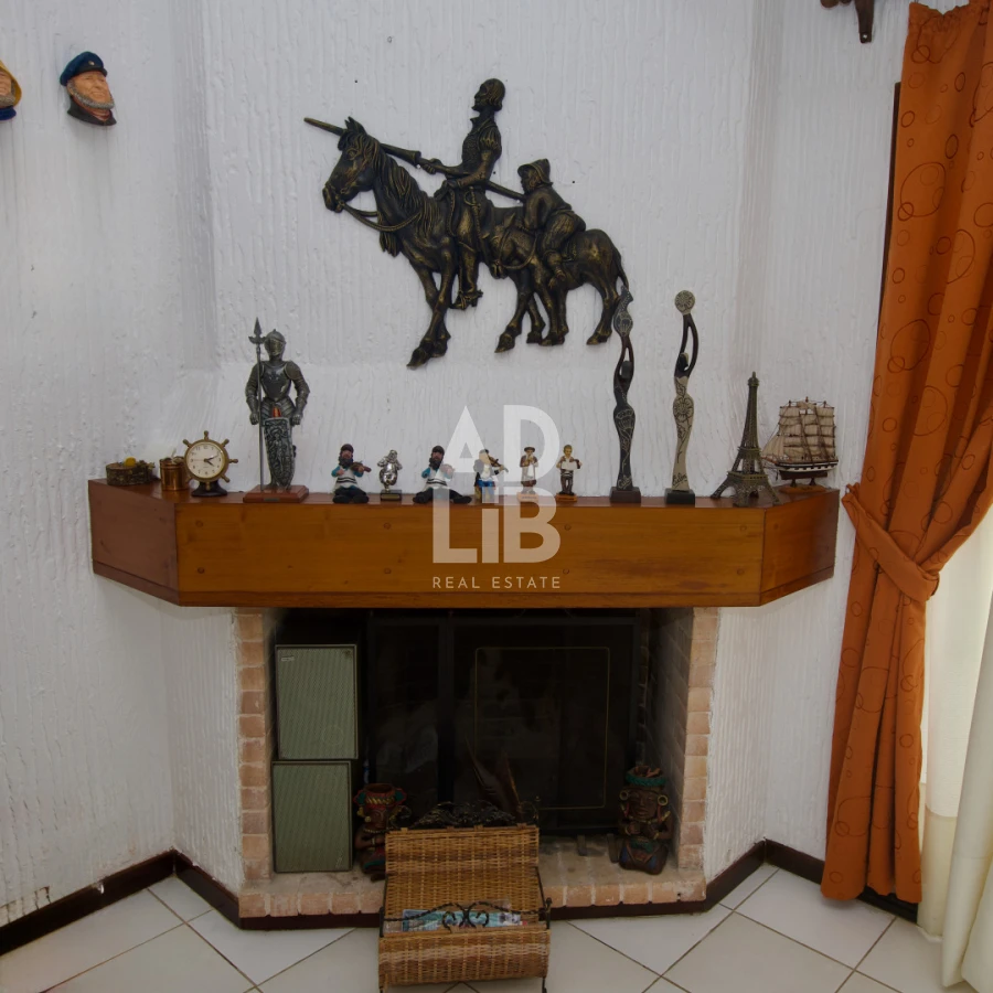 Casa ID.797 - Alquiler comercial 5 dorm y 5 baños. Zona Shopping Punta