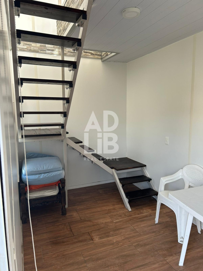 Casa ID.400 - Casa container con títulos en Sauce de Portezuelo con vista al Mar. 2 dormitorios
