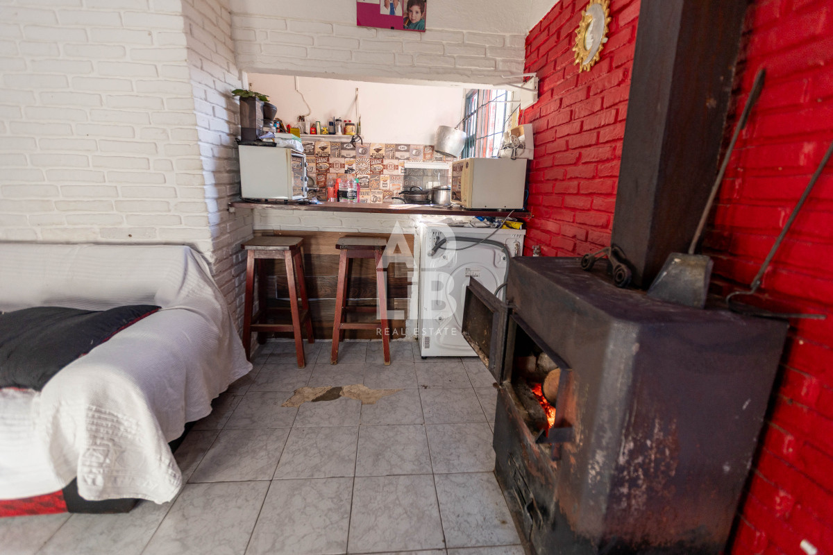 Casa ID.631 - Interesante casa de 2 dorm y 2 baños en venta en Barrio San Francisco - Maldonado. Renta o Vivienda permanente